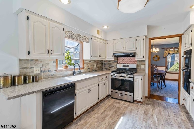 237 Tabor Road Morris Plains, NJ 07950 - Photo 6 of 39