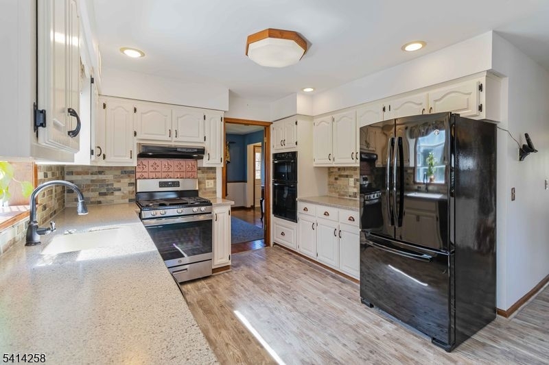 237 Tabor Road Morris Plains, NJ 07950 - Photo 7 of 39