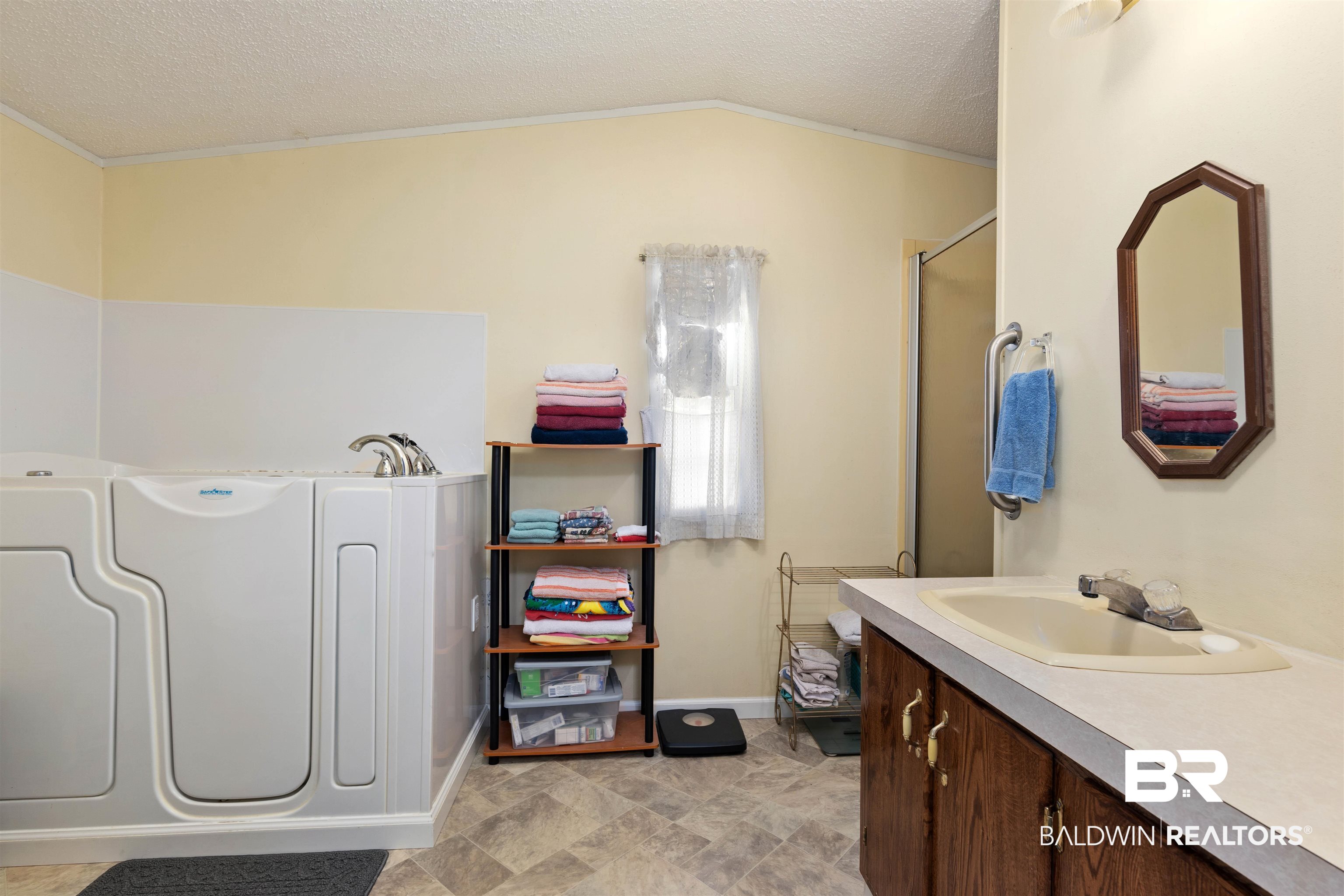5040 Gaynor Road Eight Mile, AL 36613 - Photo 17 of 27