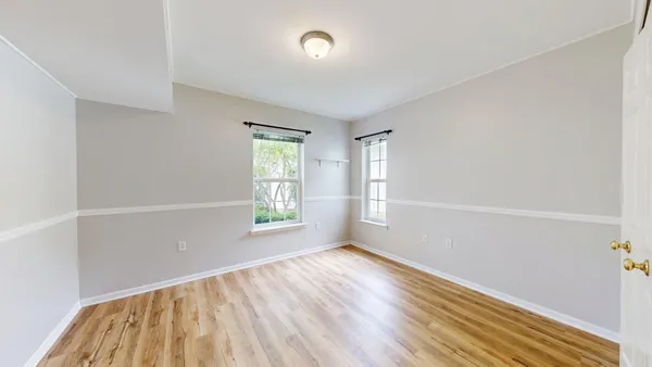 $2,250 | 2718 South Knightsbridge Circle, Ann Arbor, MI 48105