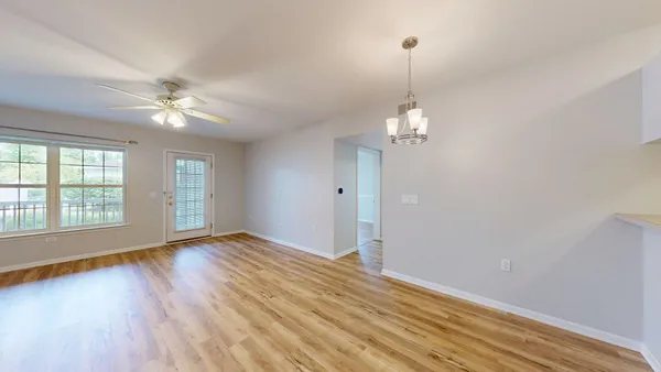 $2,250 | 2718 South Knightsbridge Circle, Ann Arbor, MI 48105