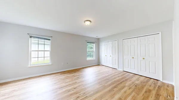 $2,250 | 2718 South Knightsbridge Circle, Ann Arbor, MI 48105