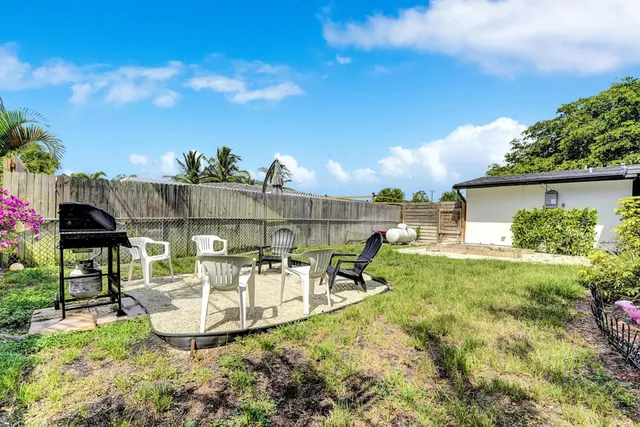 $750,000 | 4682 Northwest 3rd Avenue, Boca Raton, FL 33431