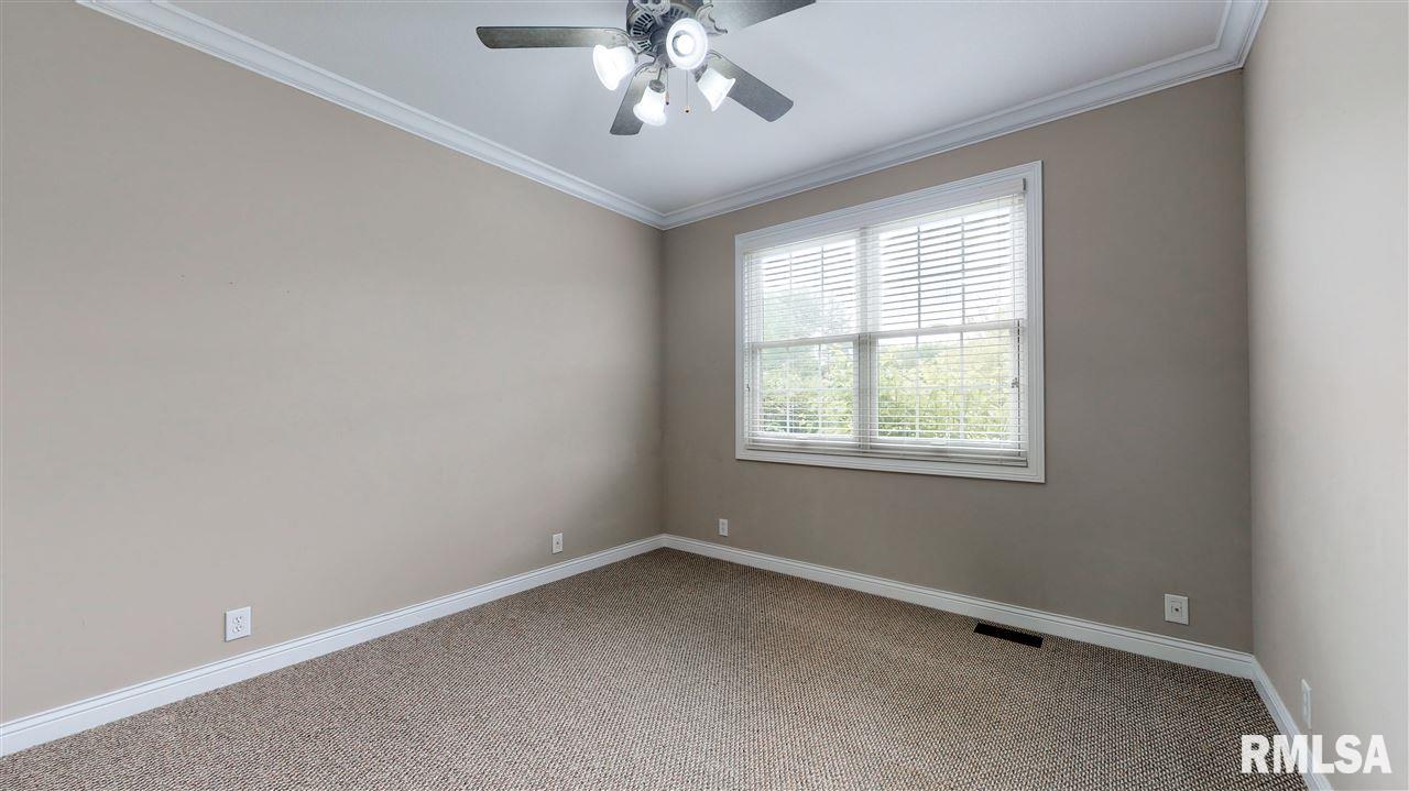 5121 South Cameron Lane Mapleton, IL 61547 - Photo 17 of 34