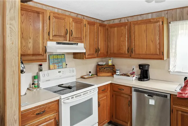 $2,000 | 69 Longview Drive, Narragansett, RI 02882