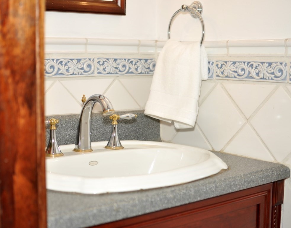 102 Rowley Hill Road Sterling, MA 01564 - Photo 18 of 34 Gallery Image 18