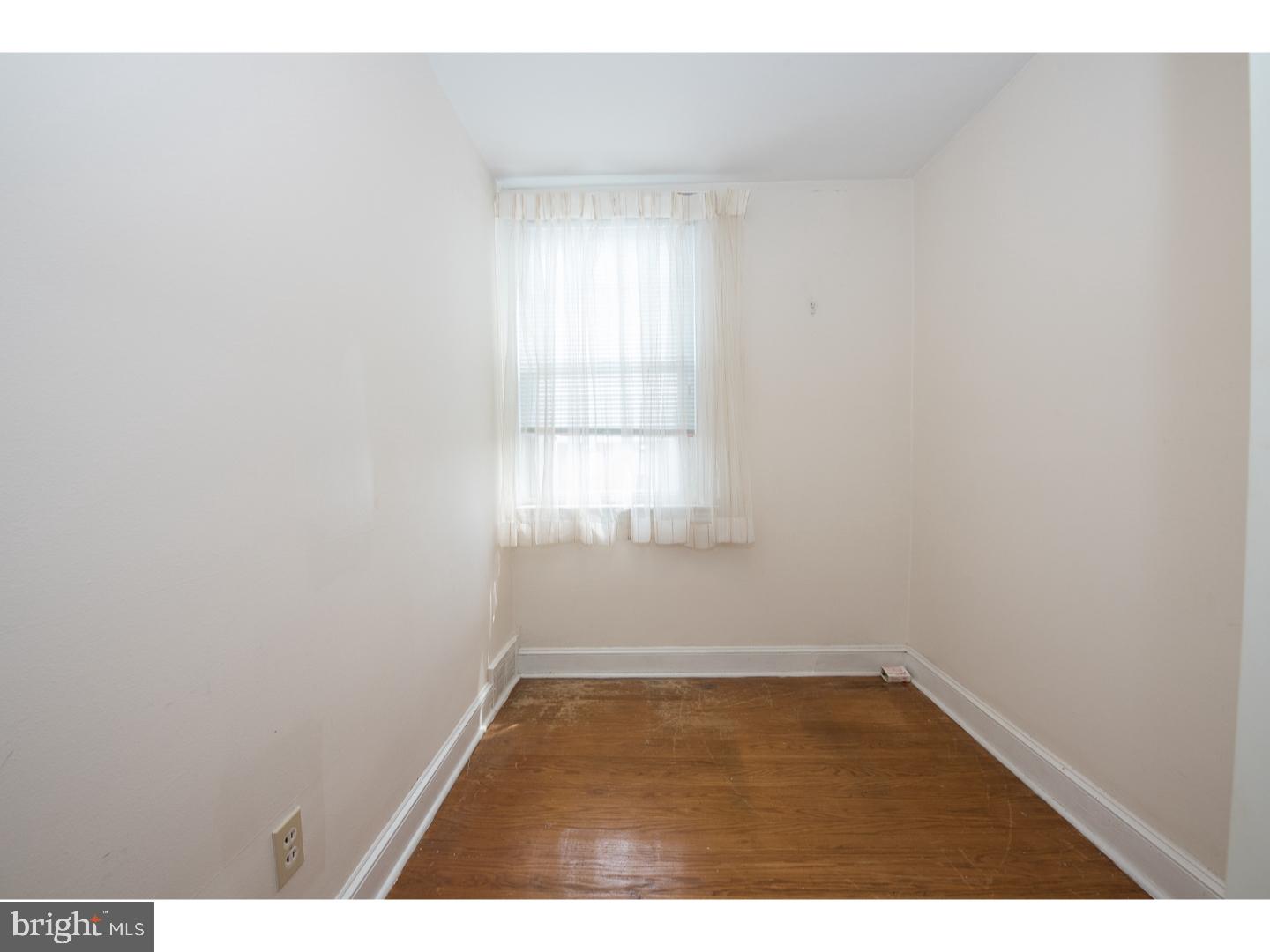 7672 Sherwood Road Philadelphia, PA 19151 - Photo 14 of 23 Gallery Image 14