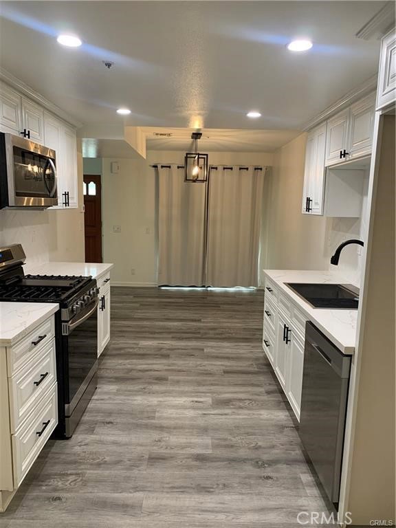 521 West Duarte Road, Unit E Monrovia, CA 91016 - Photo 6 of 34