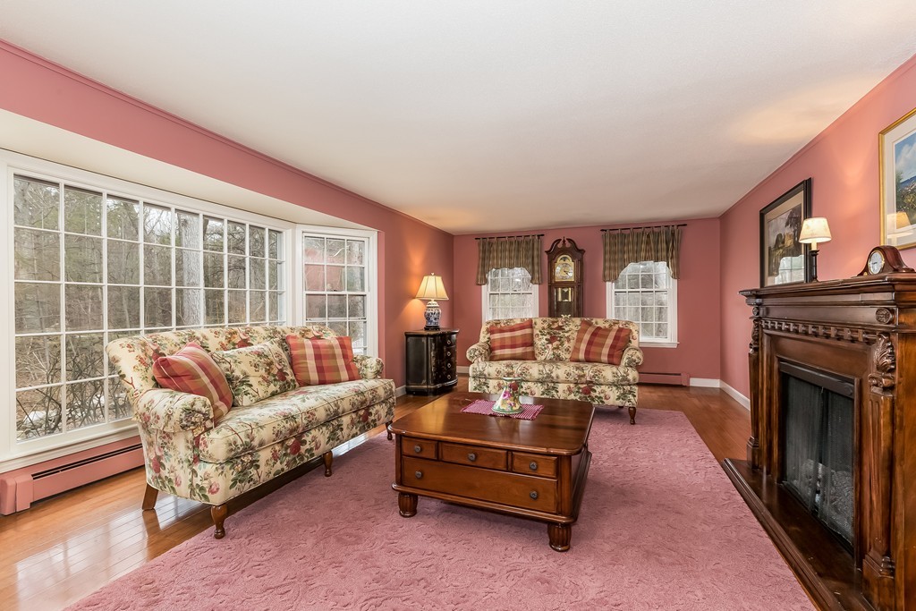 9 Standish Road Norfolk, MA 02056 - Photo 9 of 22 Gallery Image 9
