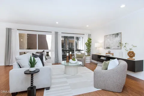 $490,000 | 1127 East Del Mar Boulevard, Unit 323, Pasadena, CA 91106