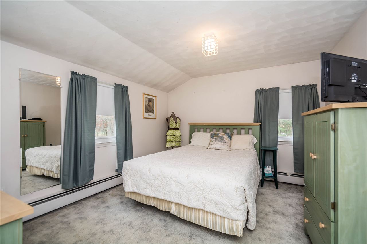 12 Forest Street Windham, NH 03087 - Photo 17 of 27 Gallery Image 17