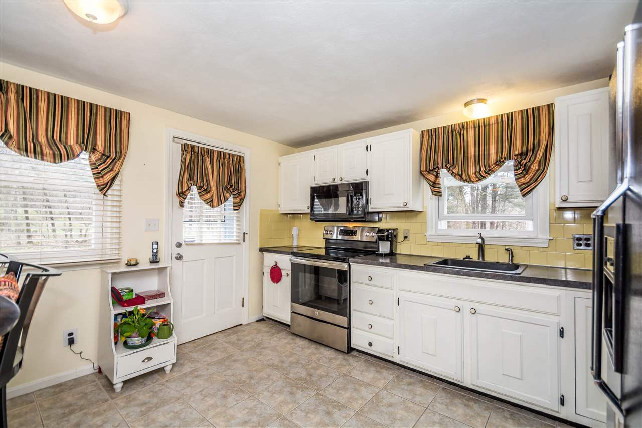 12 Forest Street Windham, NH 03087 - Photo 8 of 27 Gallery Image 8