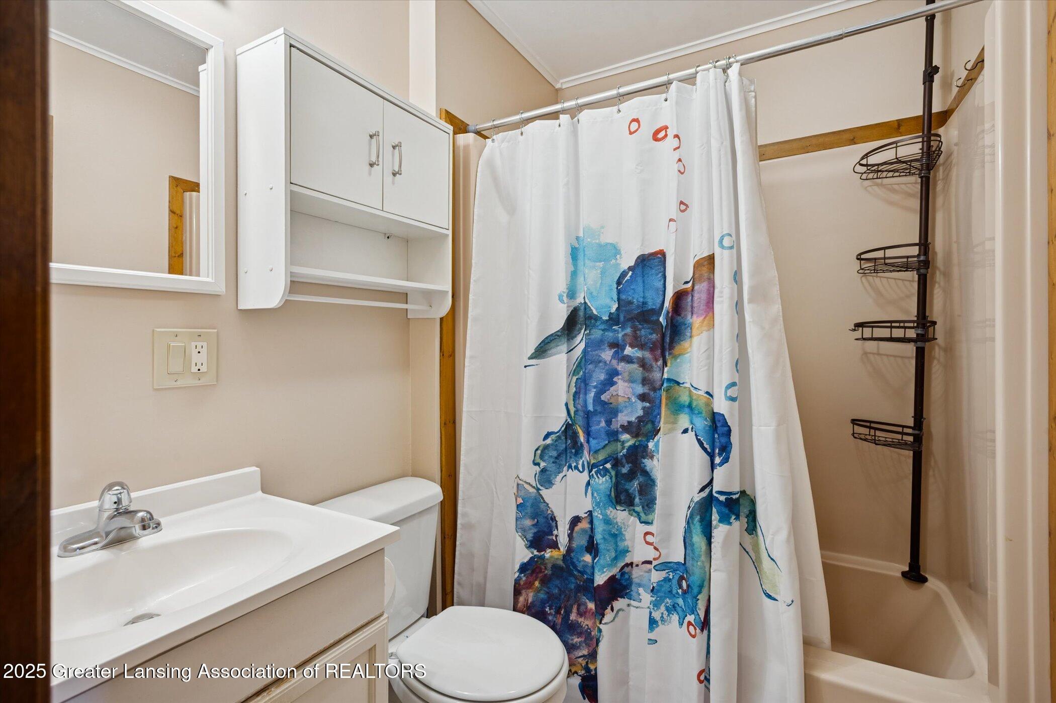 9520 Fenner Road Perry, MI 48872 - Photo 25 of 55 26-9520-Fenner-Rd-Perry-MI-48872-WindowS