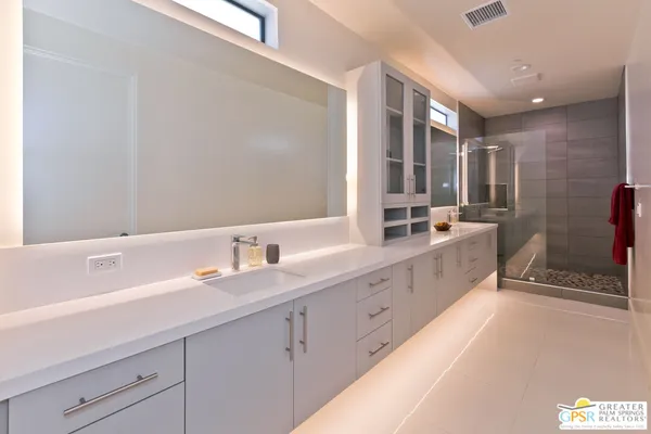 $6,800 | 222 Vista Terrace, Palm Springs, CA 92262