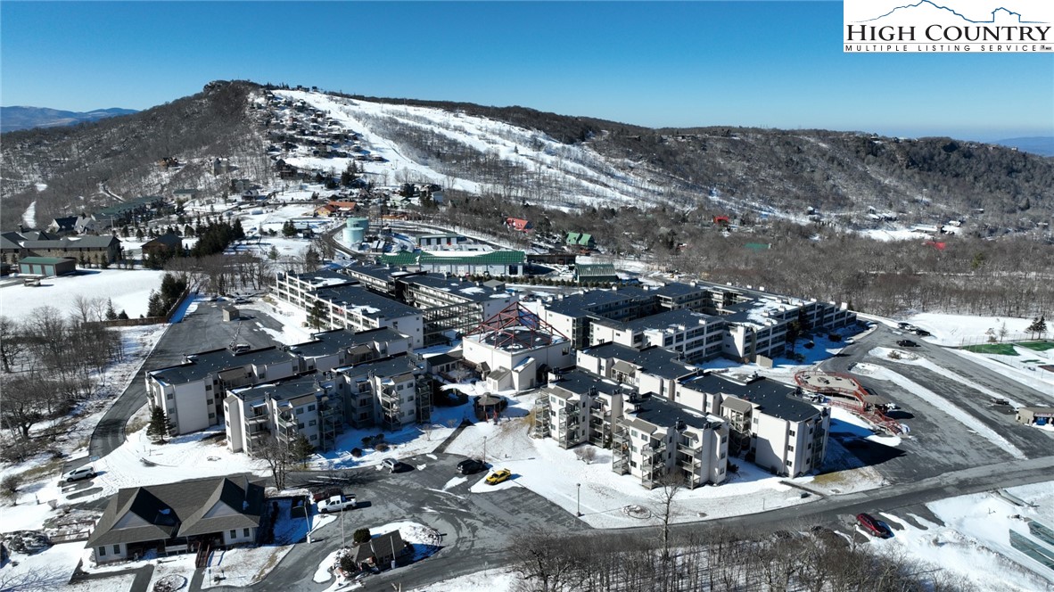 301 Pinnacle Inn Road, Unit 4313 Beech Mountain, NC 28604 - Photo 37 of 40