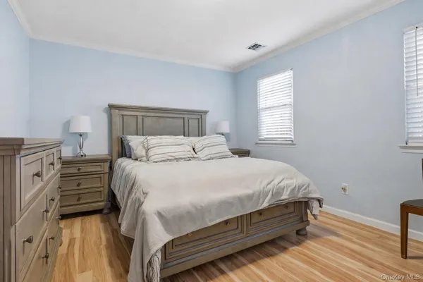 $3,200 | 1 Atlantic Avenue, Unit 51, Farmingdale, NY 11735