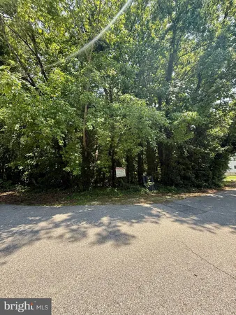 $299,999 | 509 Overhill Drive, Edgewater, MD 21037