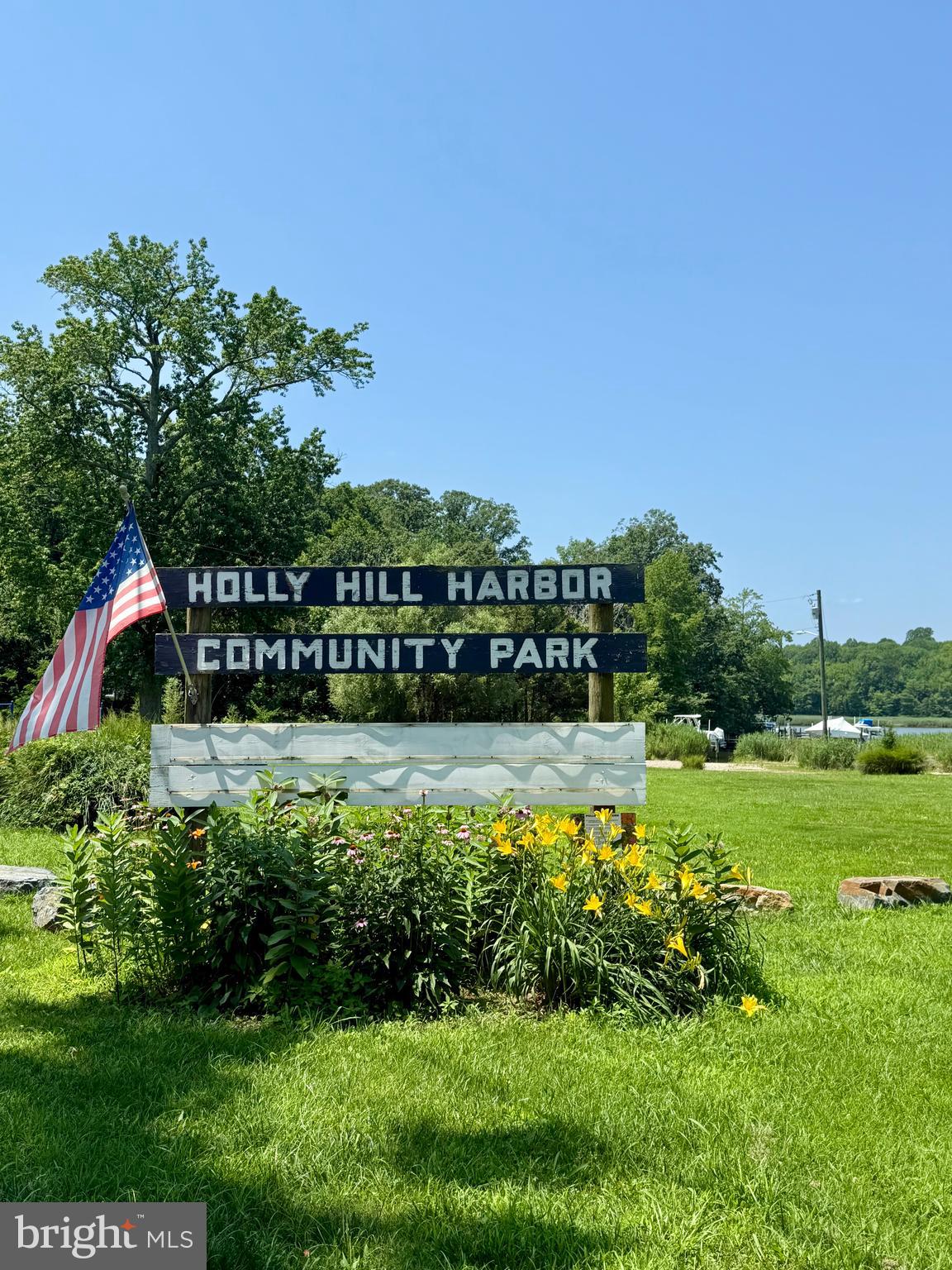 509 Overhill Drive Edgewater, MD 21037 - Photo 6 of 14 a view of a house with a yard