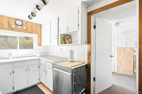 $435,000 | 994 Welch Street, Lakewood, CO 80401