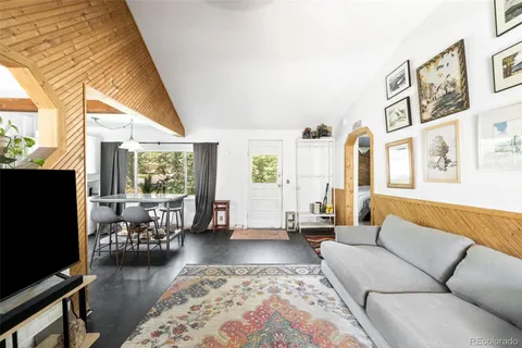 $435,000 | 994 Welch Street, Lakewood, CO 80401
