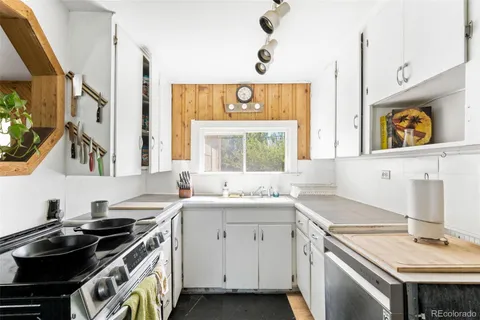 $435,000 | 994 Welch Street, Lakewood, CO 80401