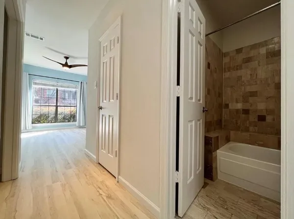 $2,600 | 4510 Druid Lane, Unit 104, Dallas, TX 75205