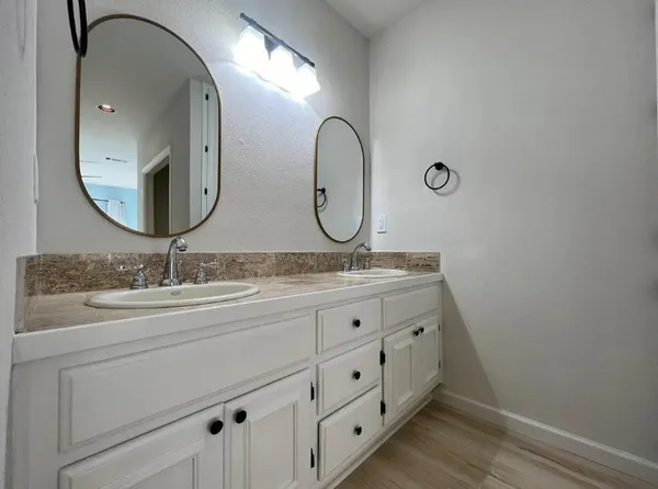 $2,600 | 4510 Druid Lane, Unit 104, Dallas, TX 75205