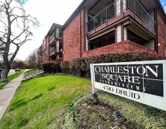 $2,600 | 4510 Druid Lane, Unit 104, Dallas, TX 75205