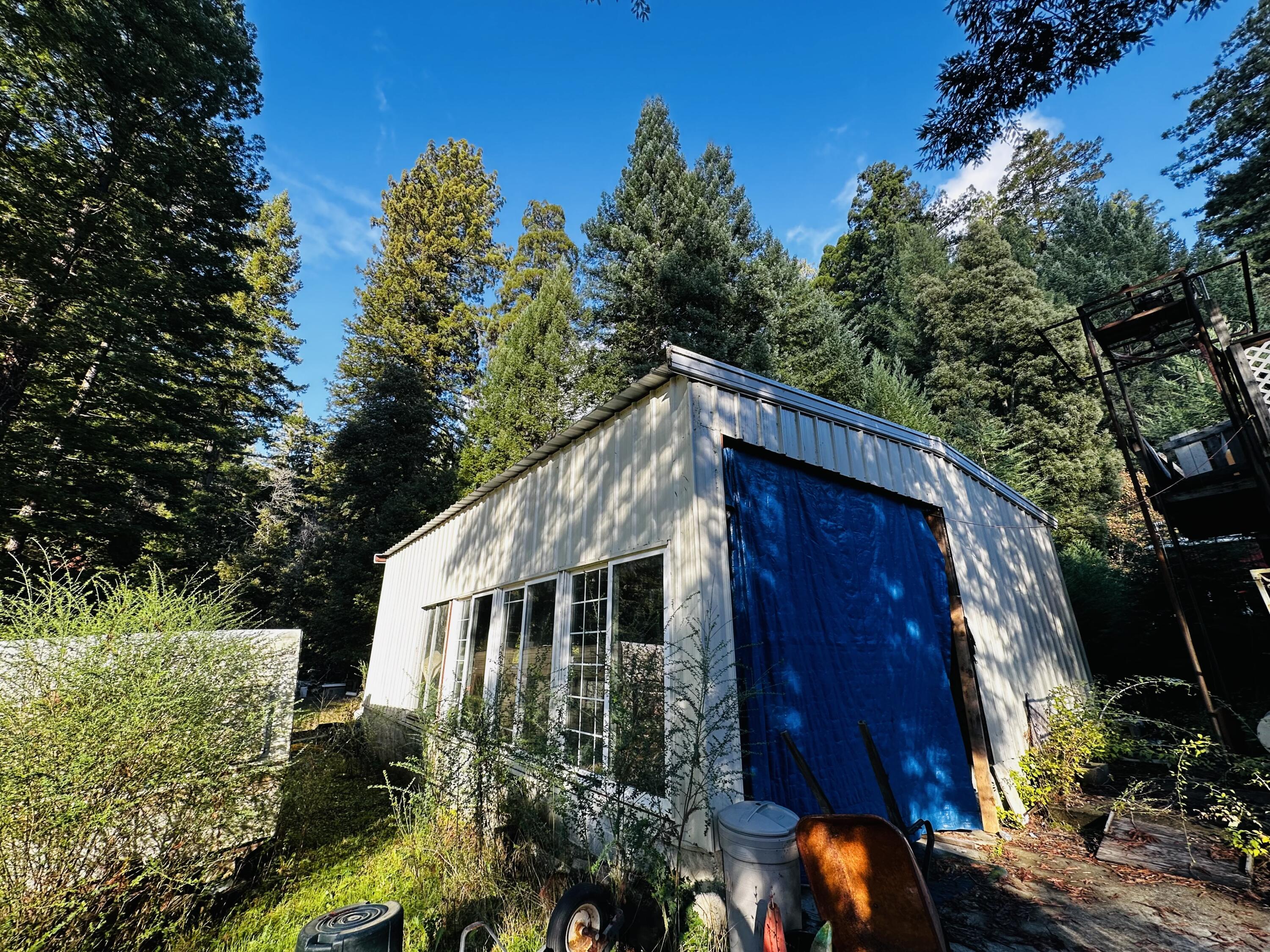 135 Logan Road Miranda, CA 95553 - Photo 101 of 112 Large detached Shop