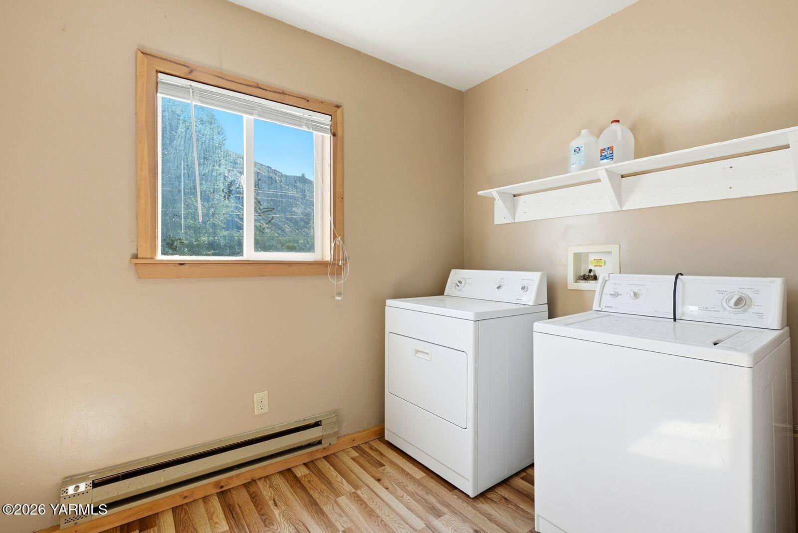 3780 Nile Road Naches, WA 98937 - Photo 16 of 43 a utility room with dryer and washer