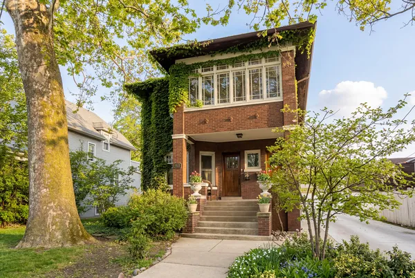 $2,800 | 511 South Lombard Avenue, Unit 1, Oak Park, IL 60304