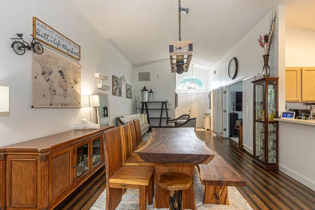 $449,999 | 316 Hammocks Trail, Greenacres, FL 33413