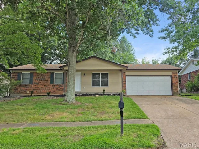 $274,900 | 206 St Leo Drive, O'Fallon, MO 63366
