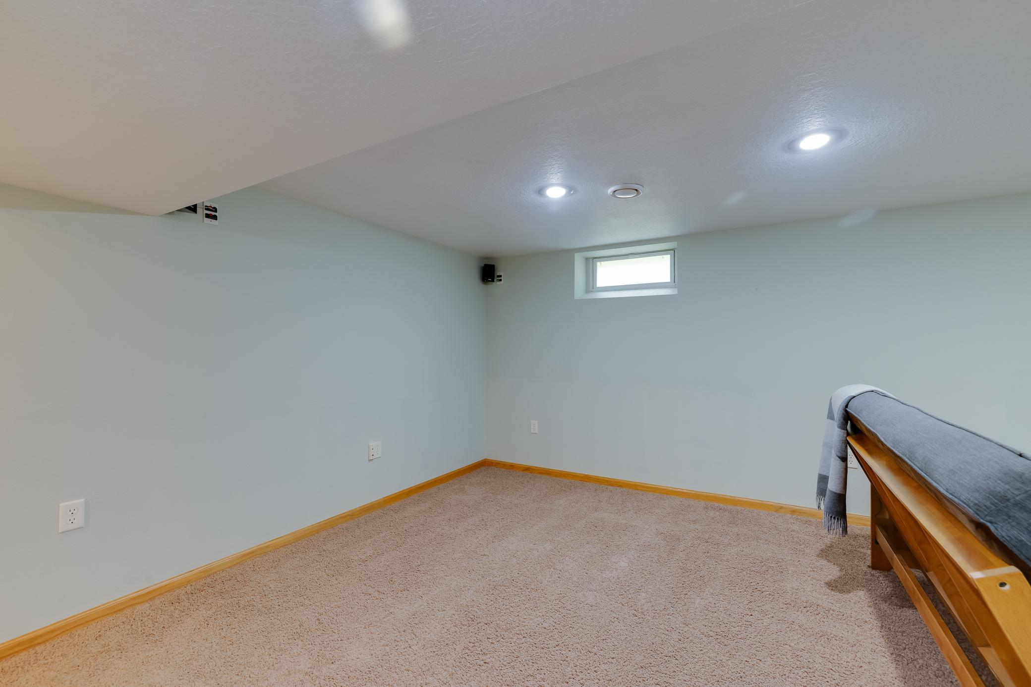 856 16th Street Southeast Rochester, MN 55904 - Photo 17 of 28