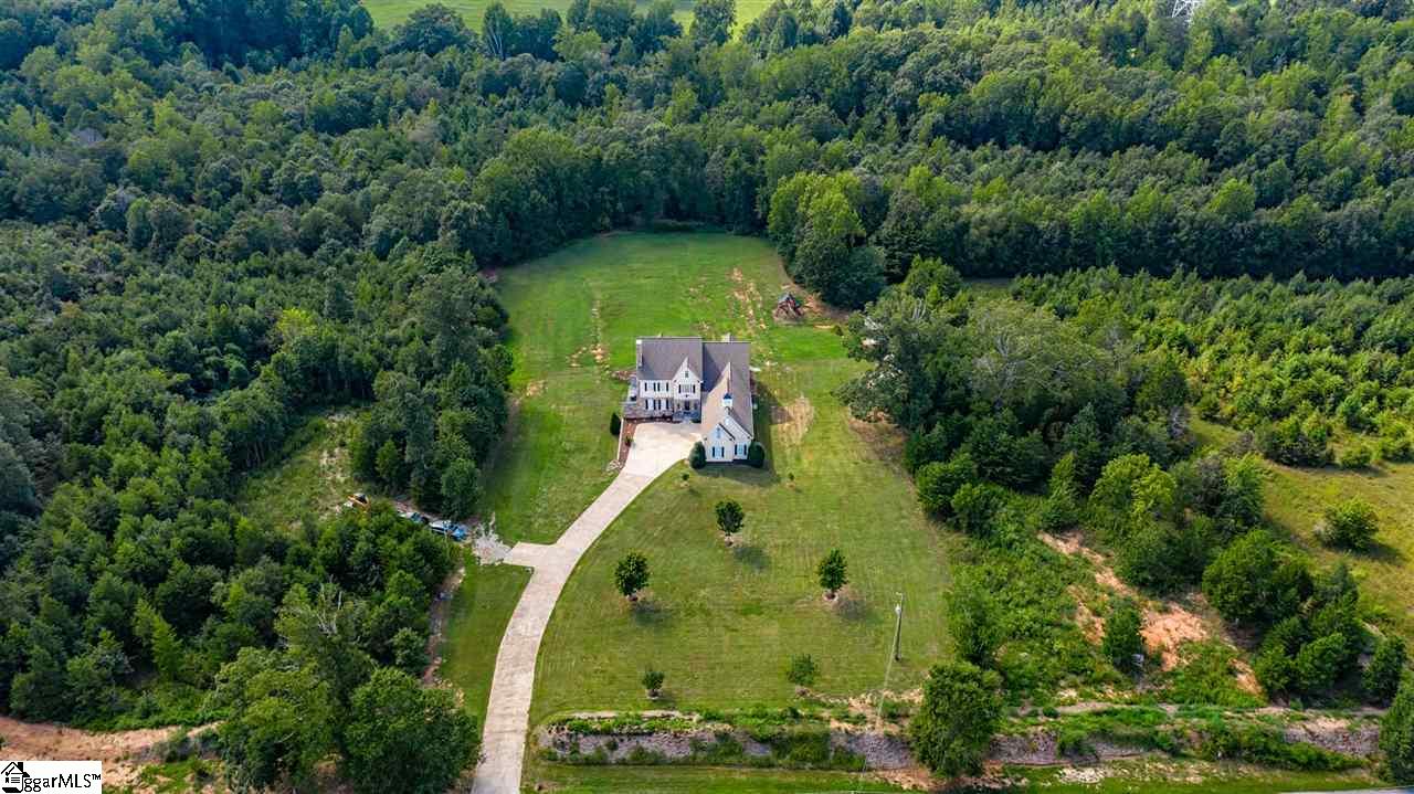 152 State Rd S-42-622 Greer, SC 29651 - Photo 2 of 35