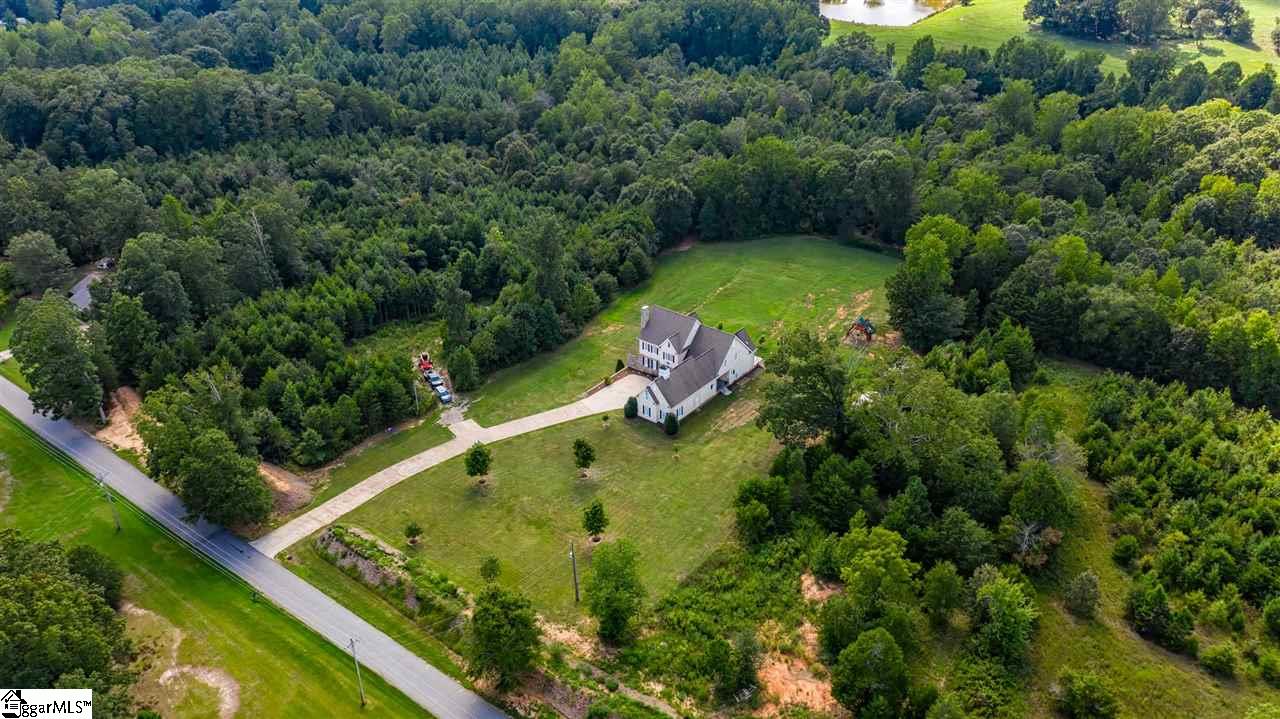 152 State Rd S-42-622 Greer, SC 29651 - Photo 3 of 35