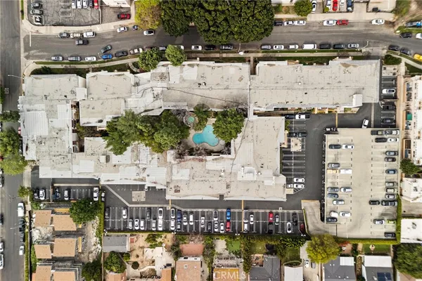 a view of walk in closet