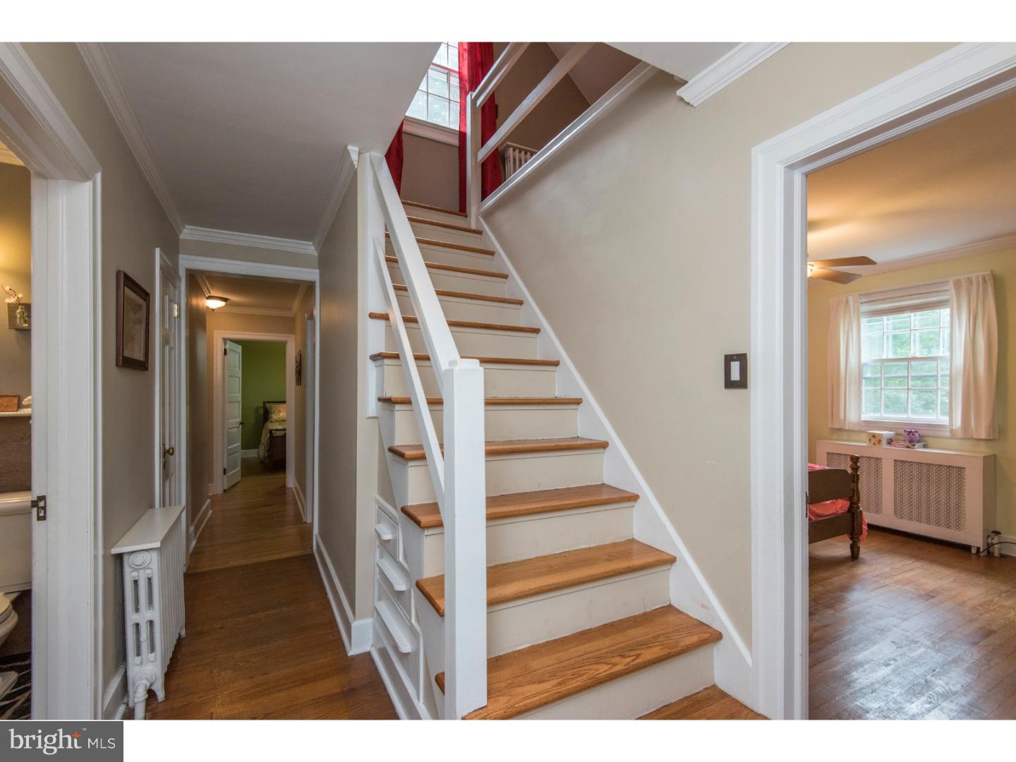 324 South Old Middletown Road Media, PA 19063 - Photo 14 of 25 Hallway