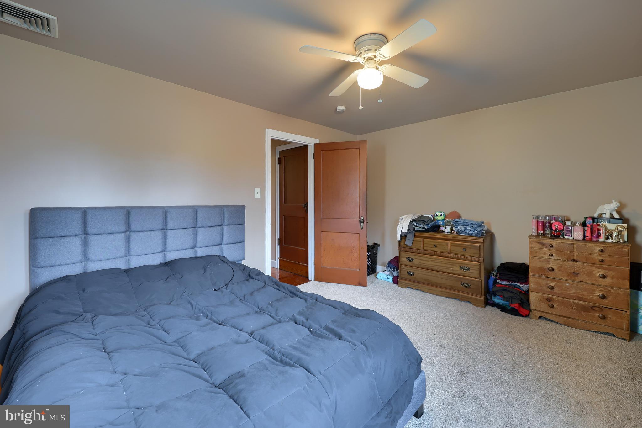 22 Market Street Lititz, PA 17543 - Photo 11 of 19