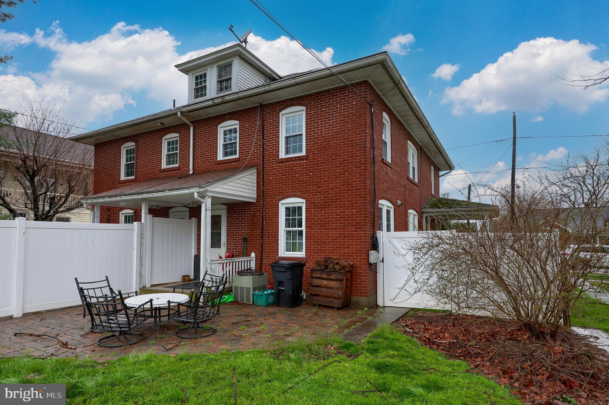 22 Market Street Lititz, PA 17543 - Photo 15 of 19