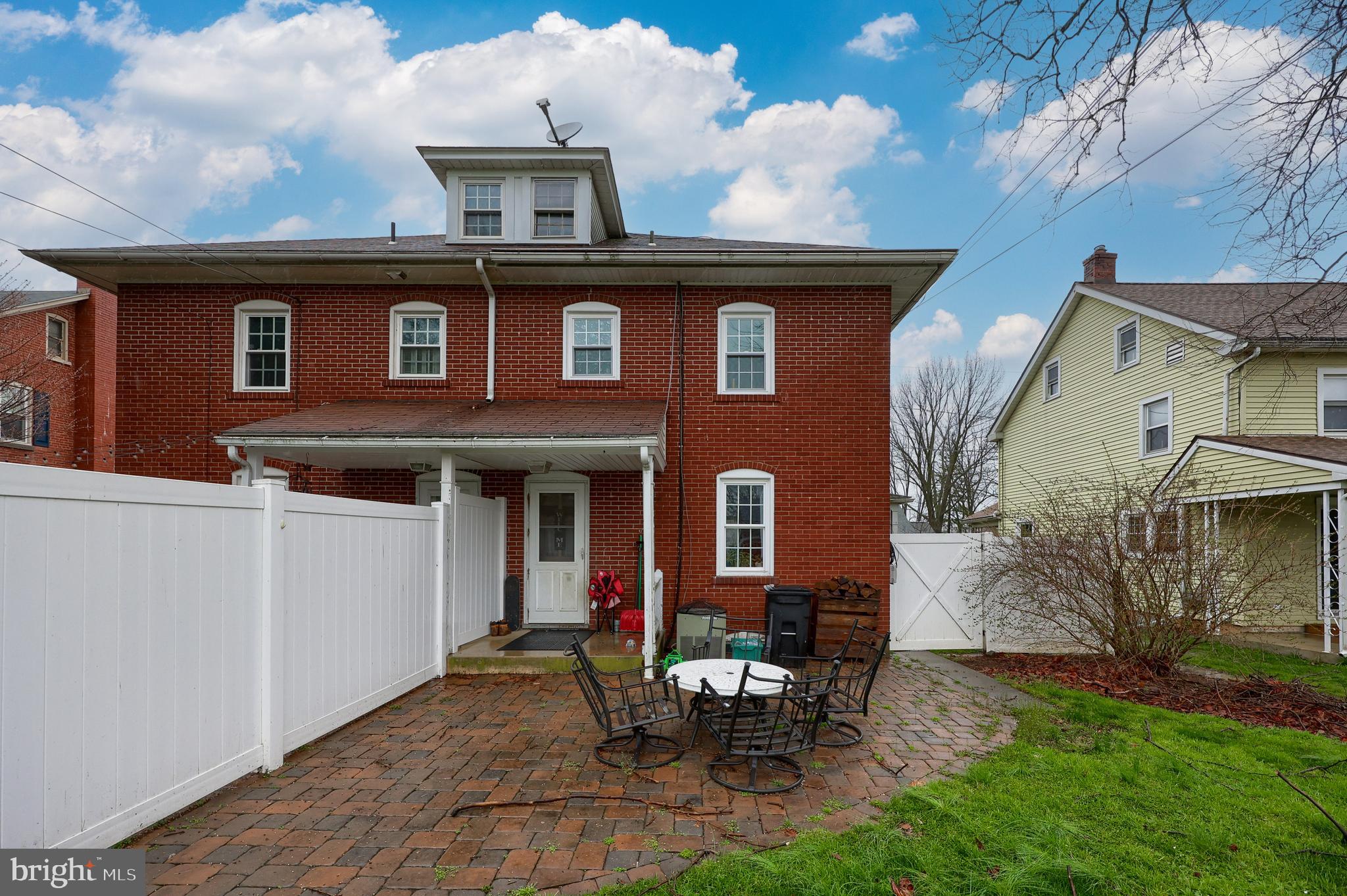 22 Market Street Lititz, PA 17543 - Photo 16 of 19