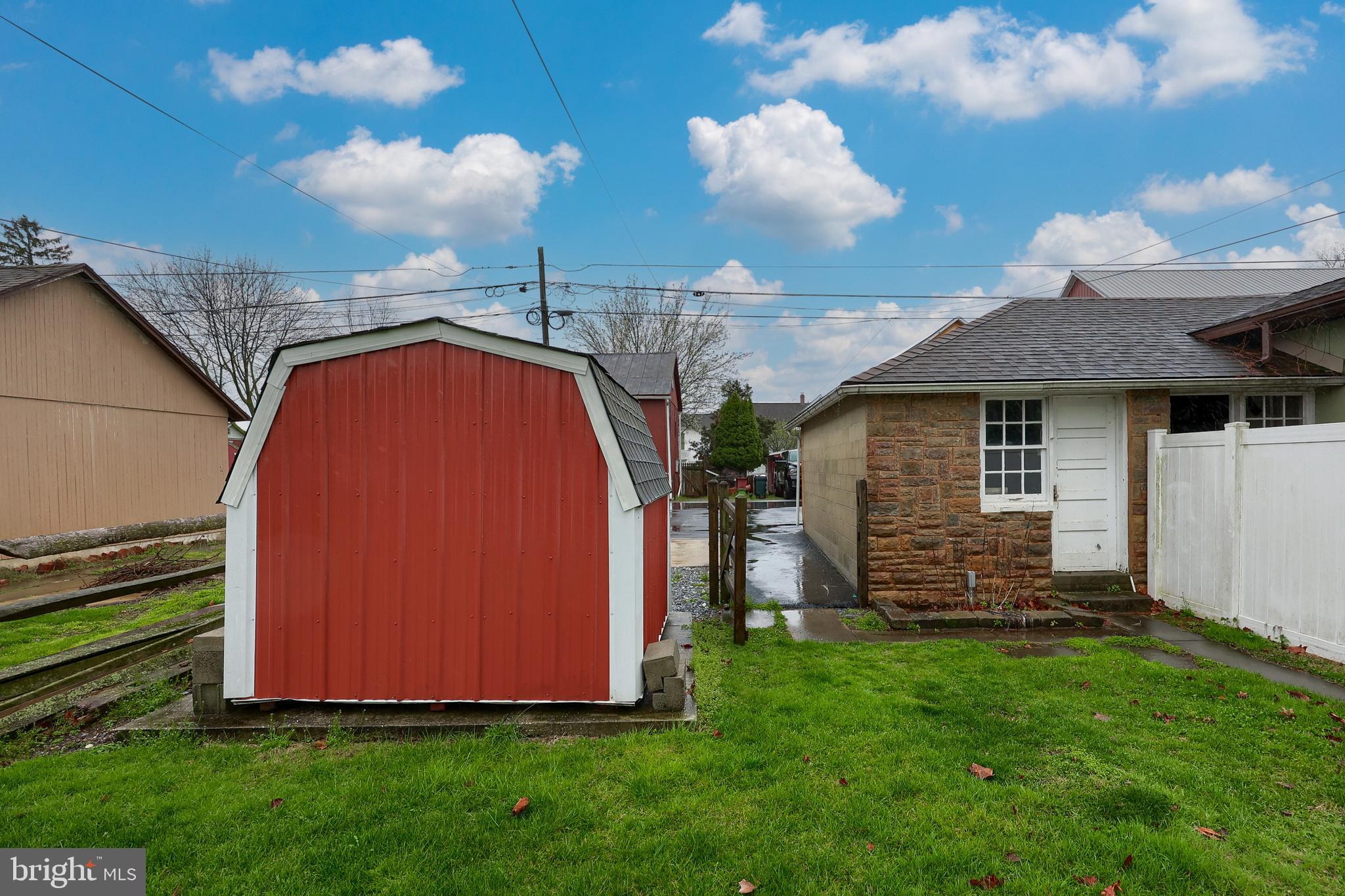 22 Market Street Lititz, PA 17543 - Photo 18 of 19