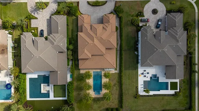 a view of entryway livingroom and hall