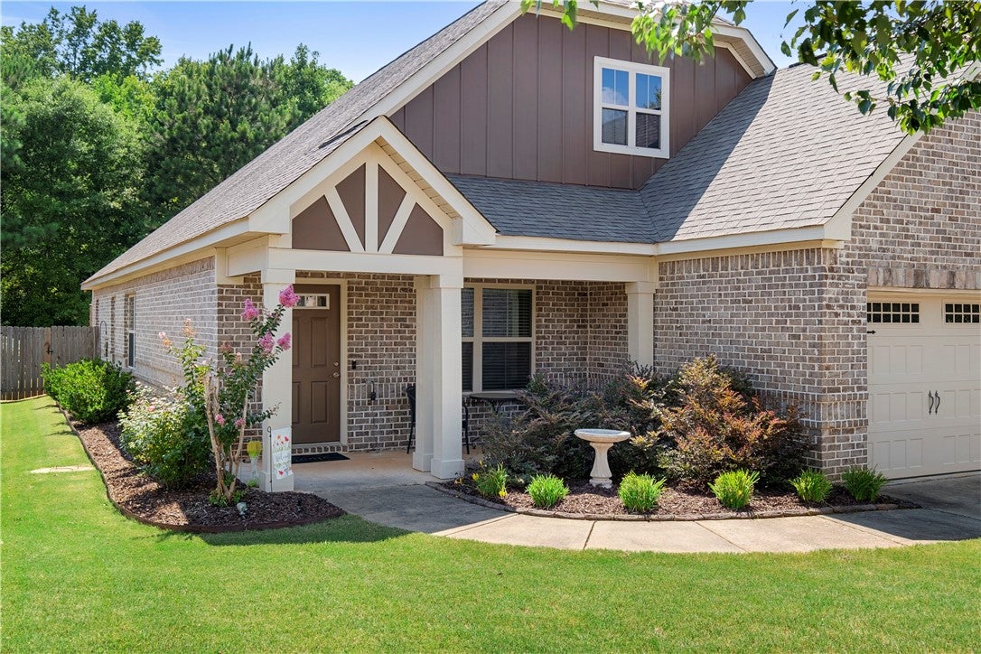637 Deer Run Road Auburn, AL 36832 - Photo 2 of 21 Gallery Image 2