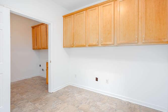 3402 Raes Creek Road, Unit 27 Marietta, GA 30008 - Photo 27 of 32 a view of an empty room with a window