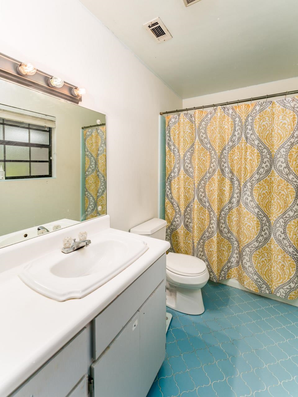 1399 Bassett Road Quincy, FL 32351 - Photo 1 of 34 Gallery Image 1