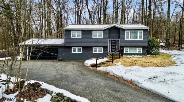 $399,900 | 14 Tallahatchie Drive, Vernon, NJ 07461