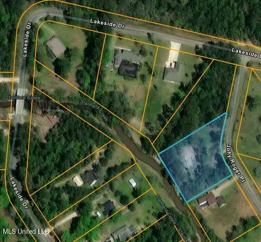 $44,900 | 14 Jolly Roger Point, Carriere, MS 39426