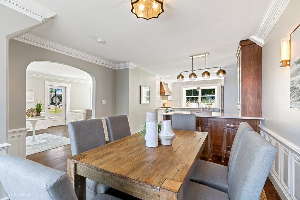 15 Clinton Street Newport, RI 02840 - Photo 11 of 50