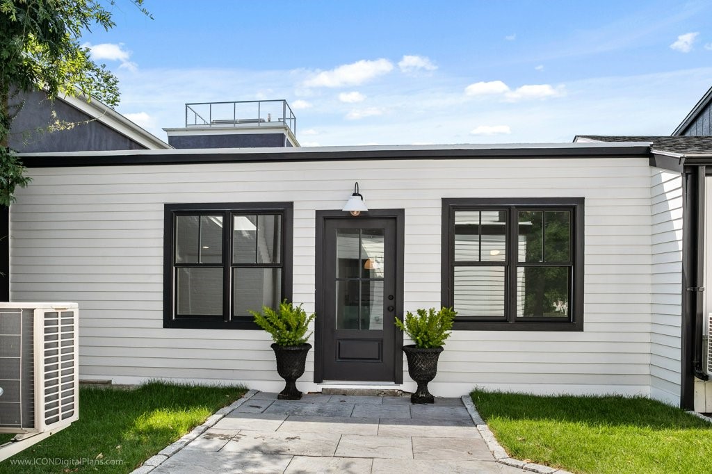 15 Clinton Street Newport, RI 02840 - Photo 44 of 50